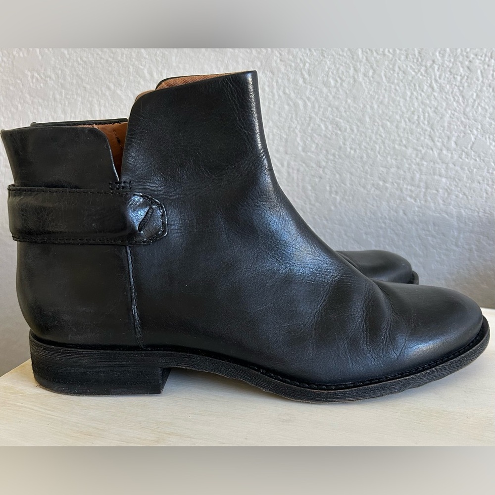 Franco Sarto Women’s Lara Leather flat ankle boot, women’s size 7.5. - Picture 2 of 13